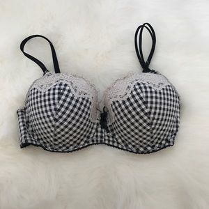 Victoria's Secret bra🚨SOLD🚨
