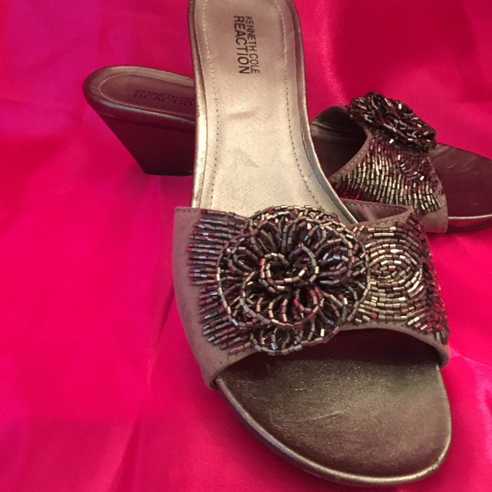 Women's Slides
