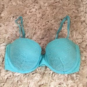 34C turquoise lace Victoria Secrets bra
