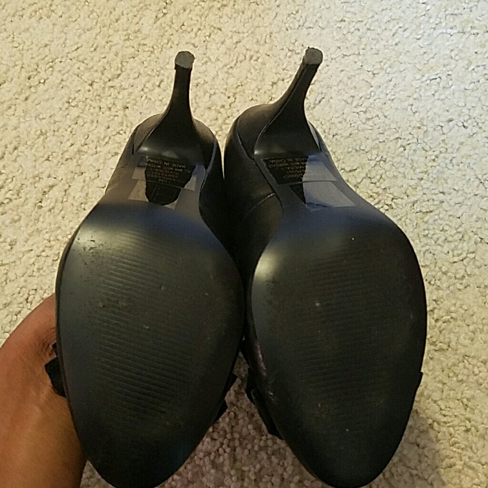 Ruffle tier heels - Picture 4 of 4