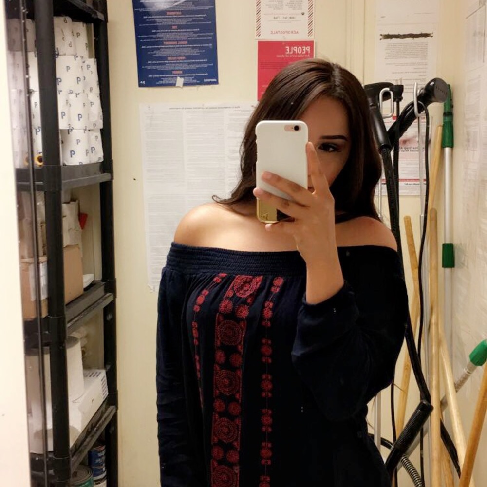 Meet your Posher, Fabiola