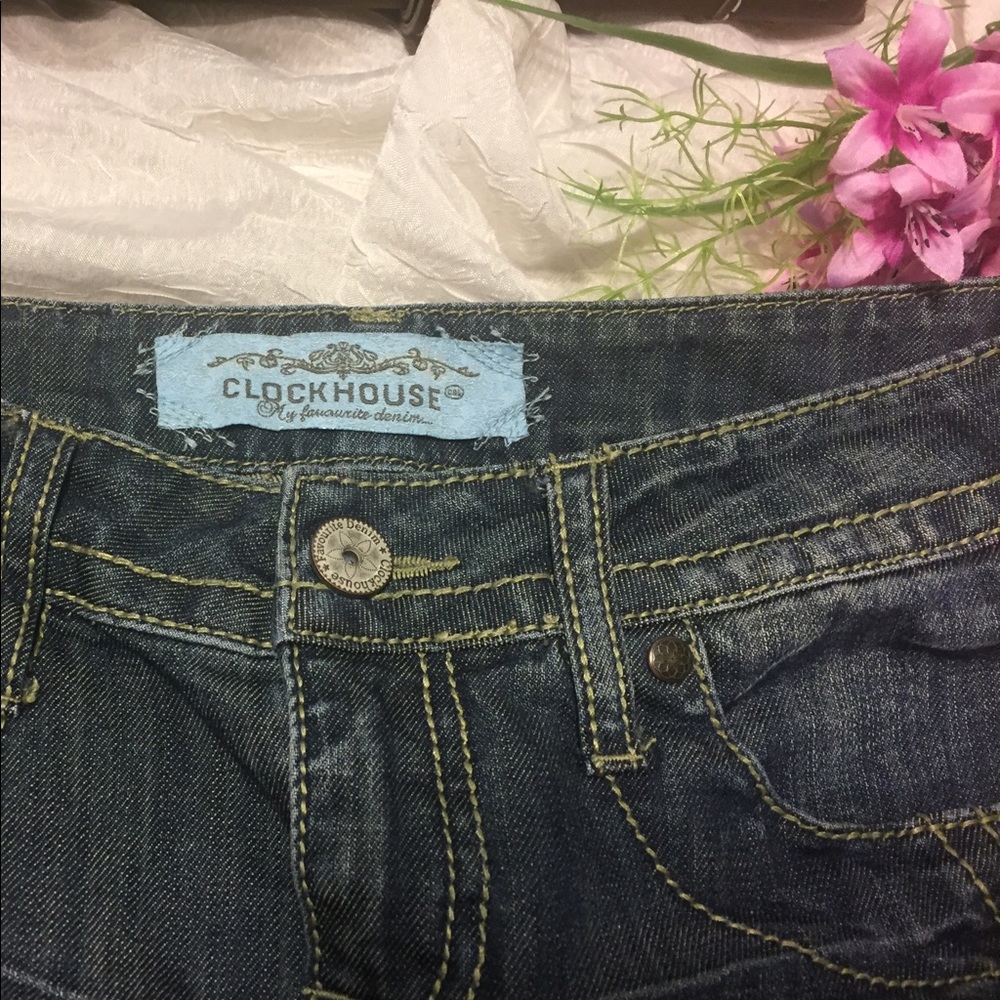 Lovely Little Clockhouse Denim Skirt. Size 28 - Picture 2 of 5