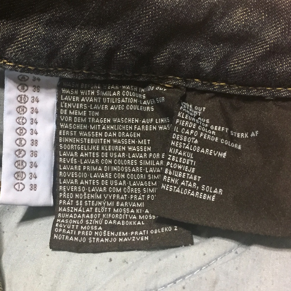 Lovely Little Clockhouse Denim Skirt. Size 28 - Picture 4 of 5