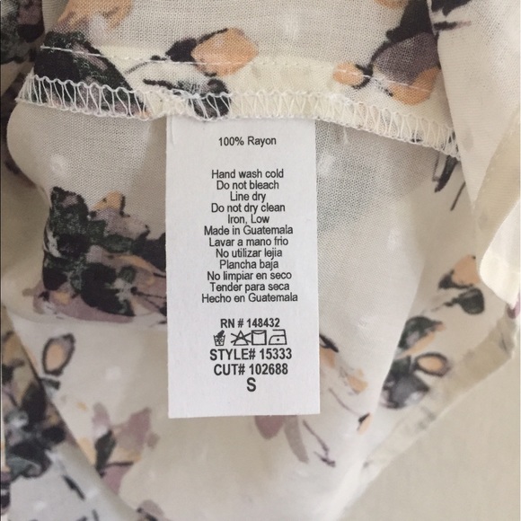 Lightweight rayon tank top 🌺 - Picture 4 of 4