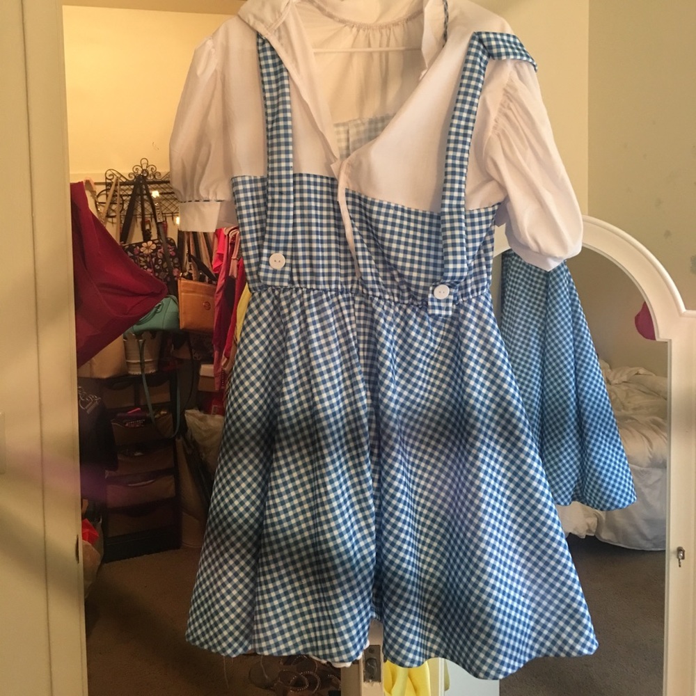 Wizard of Oz, Dorothy costume dress.