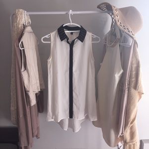 💓$7!💓Studded collar tank top