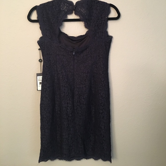 Adrianna Papell navy lace cocktail dress - Picture 2 of 3