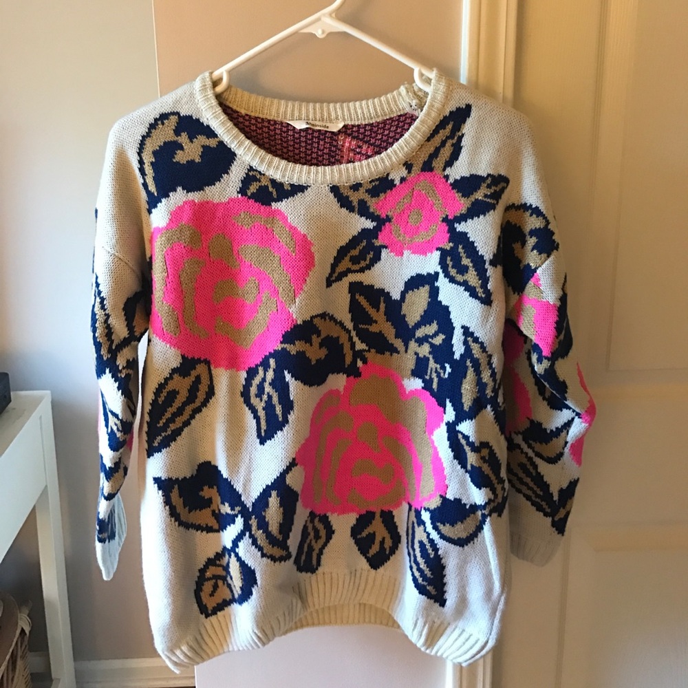Floral Sweatshirt 🌸