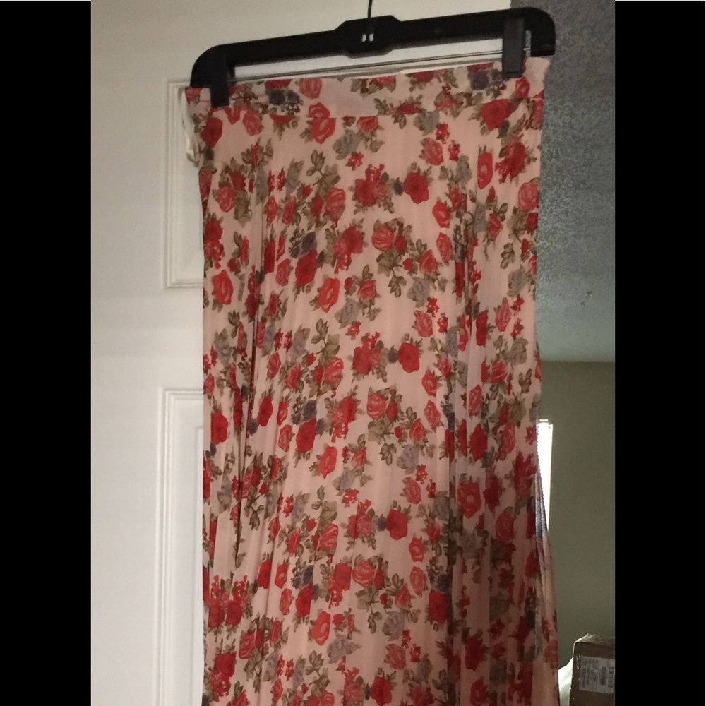 Cremiux size 4 long skirt for sale