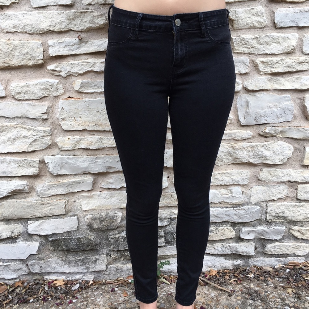 Black Skinny Jeans