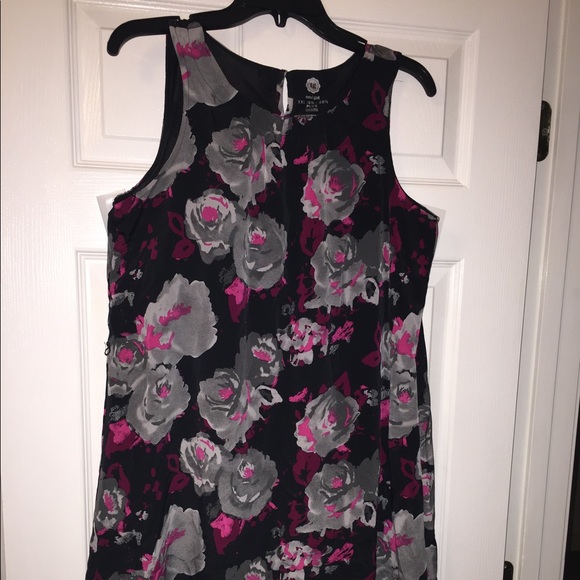 Girls Dress - Picture 1 of 2