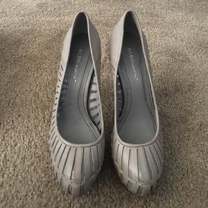 BCBG Size 8 Ash High heels