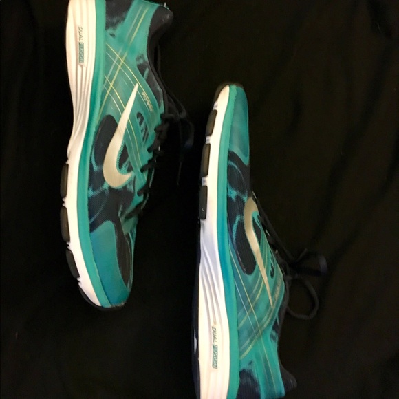 nike dual fusion flywire womens