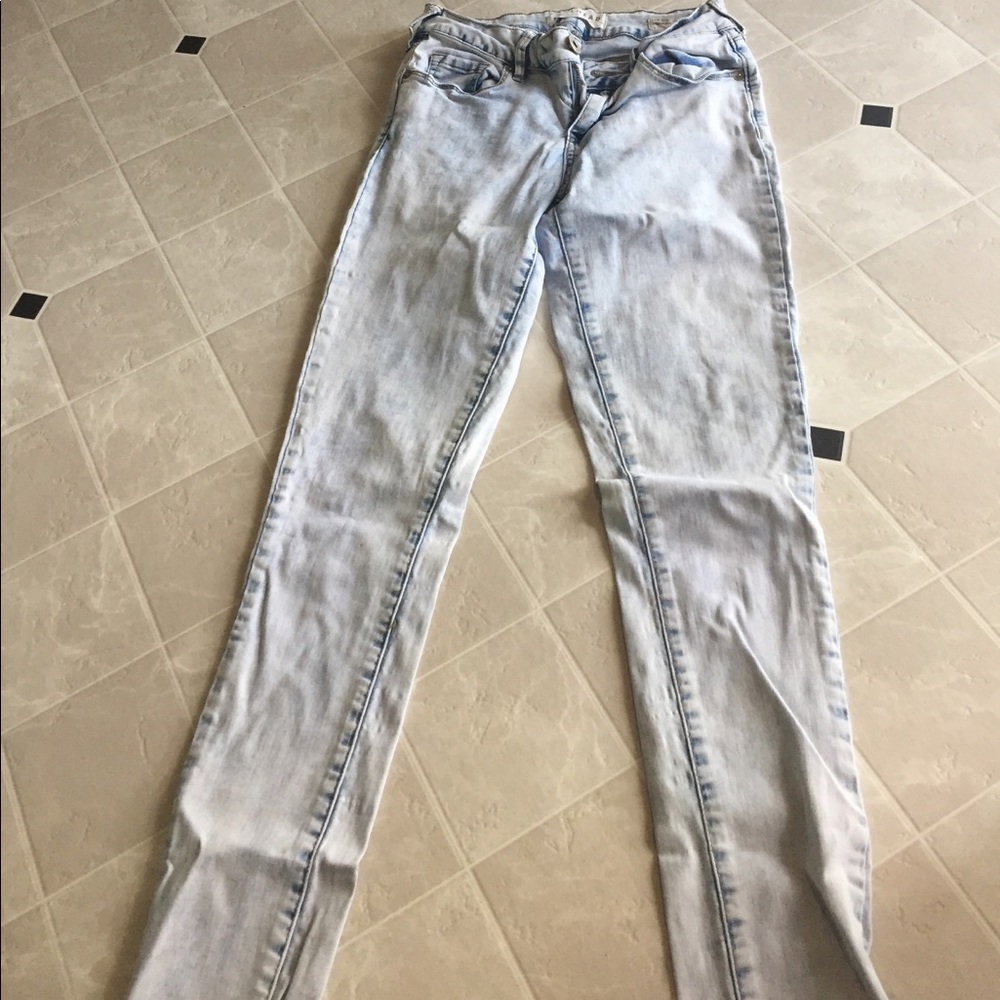 Skinny jeans