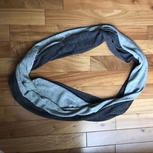 Infinity scarf