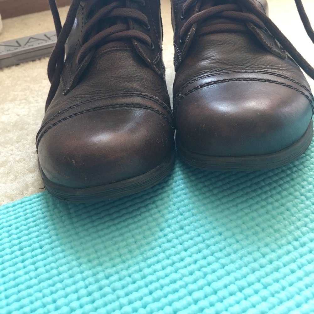❌SOLD Steve Madden brown combat boots - Picture 8 of 8