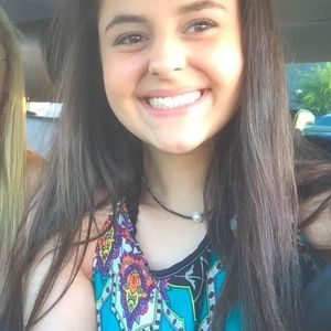 Meet your Posher, Alanis