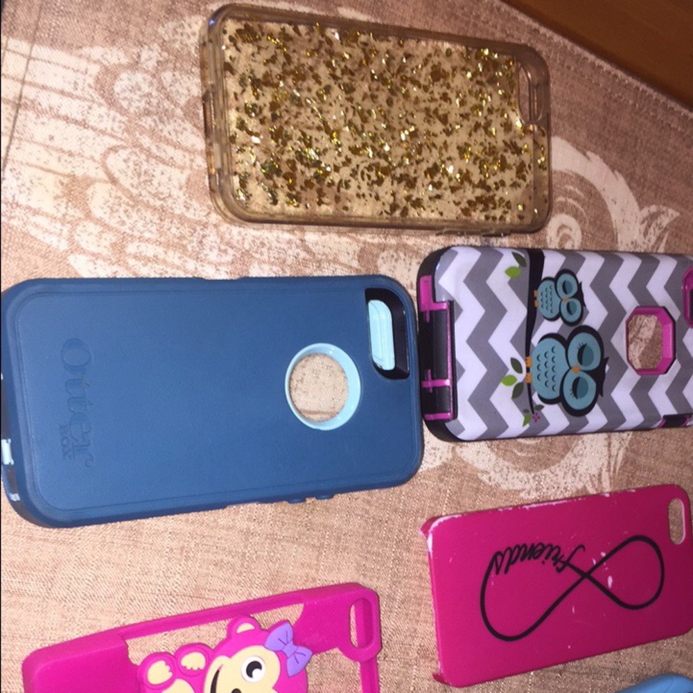 A lot of iPhone 5s cases.😍😍😍