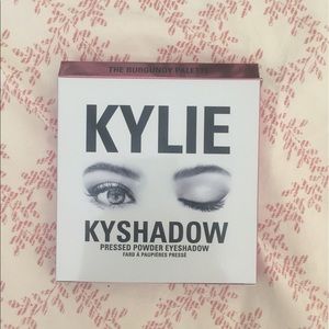 Burgundy kyshadow palette ❤️traded❤️