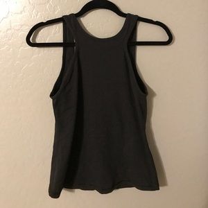 Black lulu tank