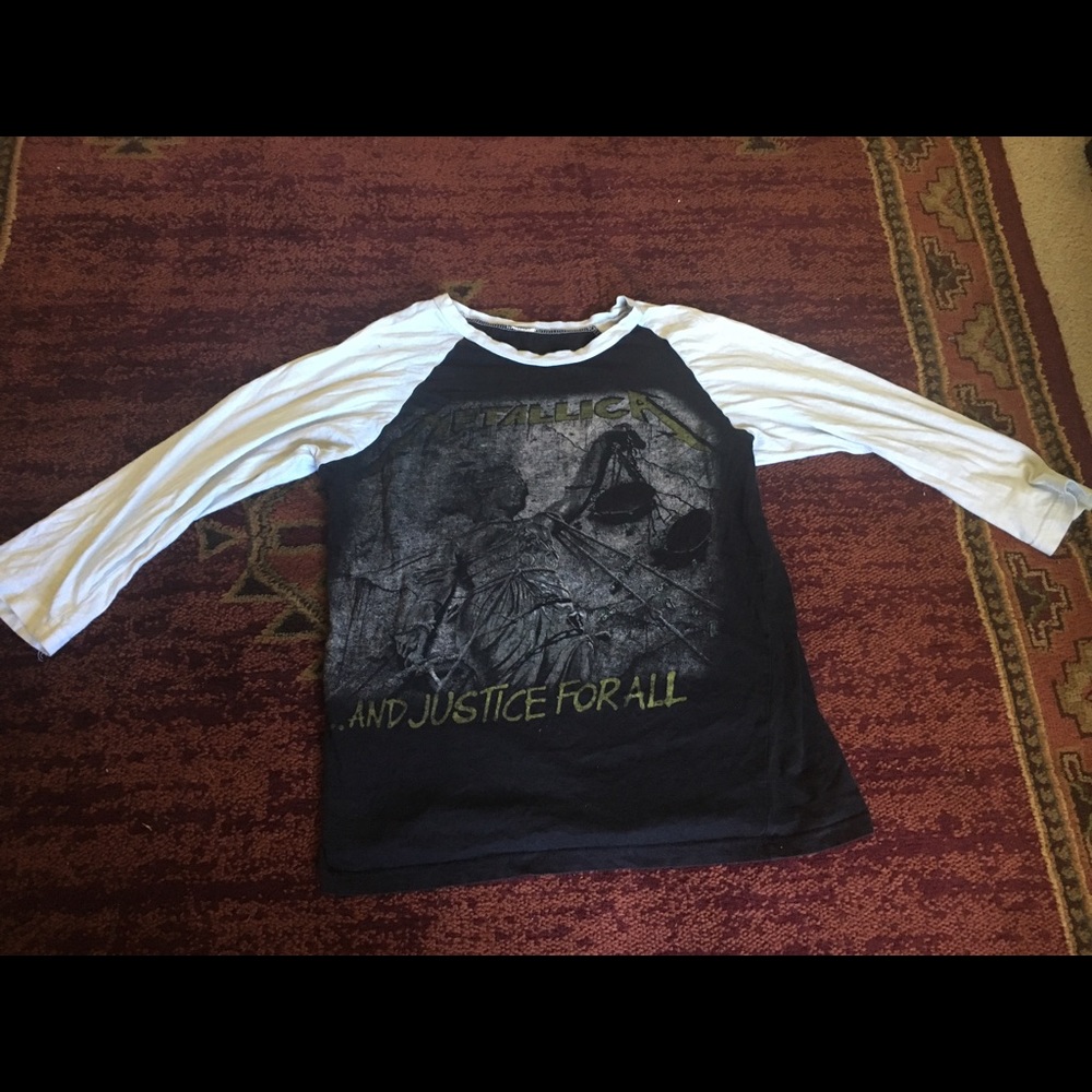 Metallica shirt