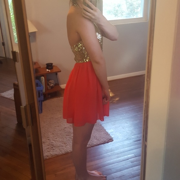 Homecoming dress - Picture 2 of 2