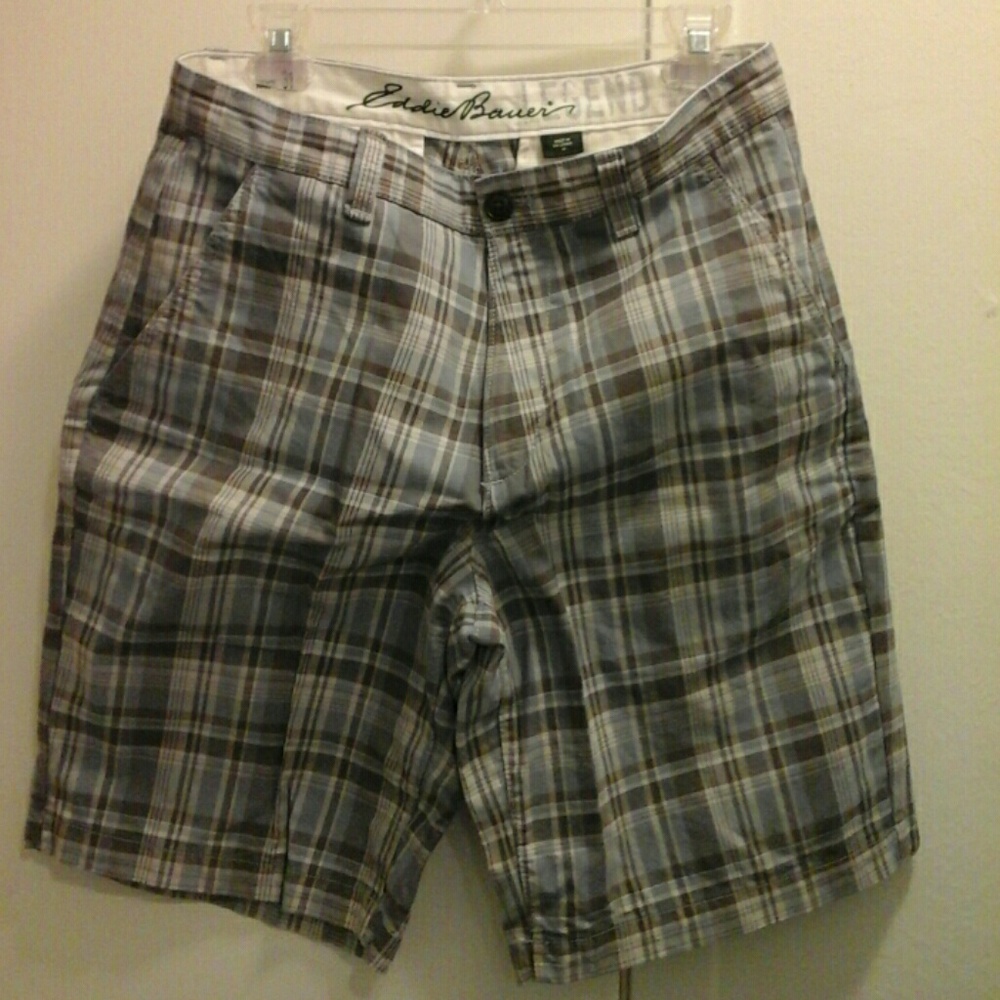 Eddie Bauer  Plaid  Shorts. (NWT)