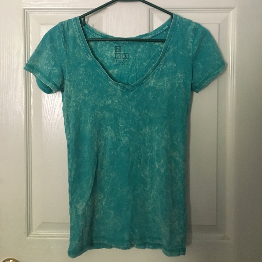 Turquoise tie dye shirt