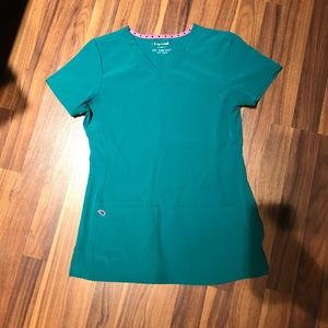 HeartSoul scrub top in hunter green