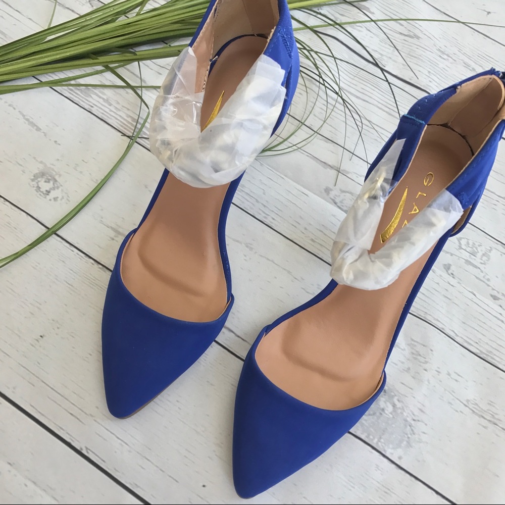 NWOB. Blue Pumps by Glaze