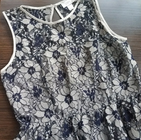 LOFT lace flower dress - Picture 1 of 8