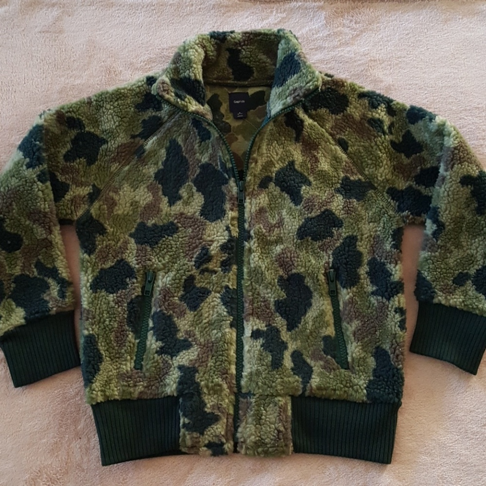 GAP Boys Fleece Camo Jacket - Picture 1 of 7