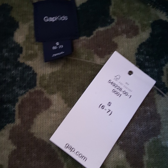 GAP Boys Fleece Camo Jacket - Picture 3 of 7
