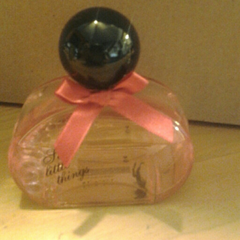 Victoria secret sexy little things perfume