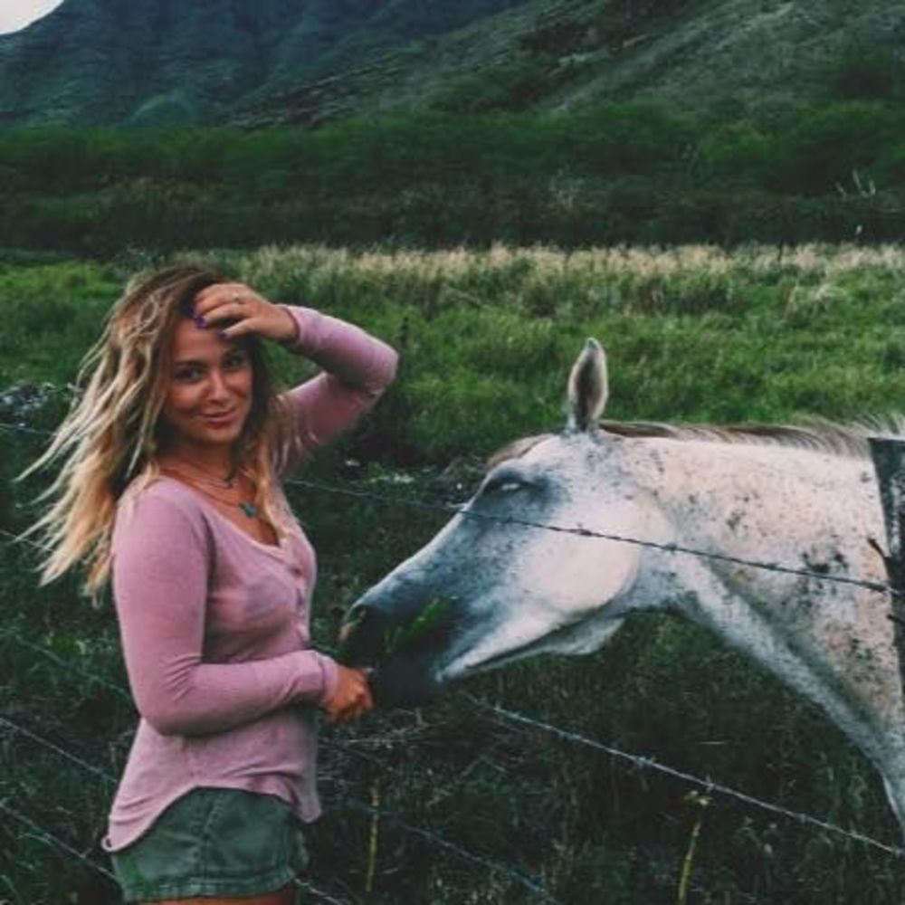 Meet your Posher, Ella