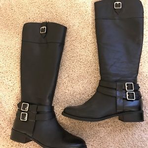 Riding boots