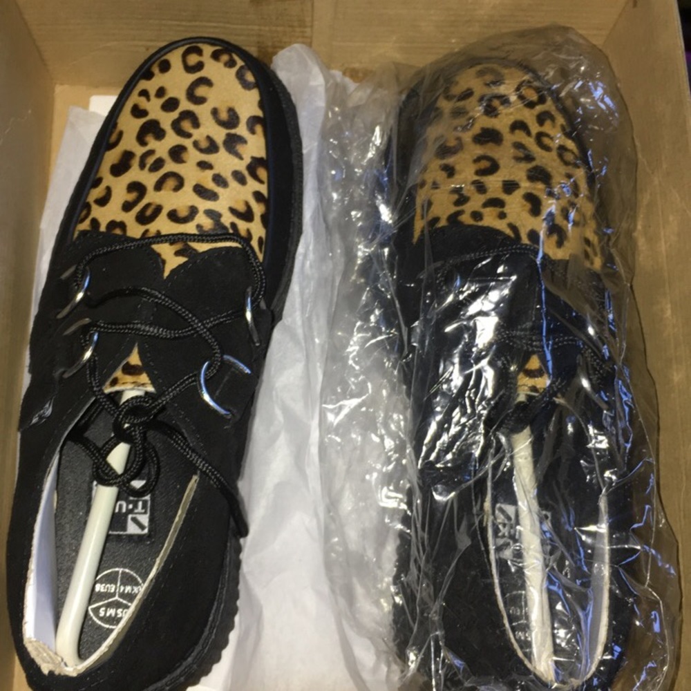 TUK Leopard creepers
