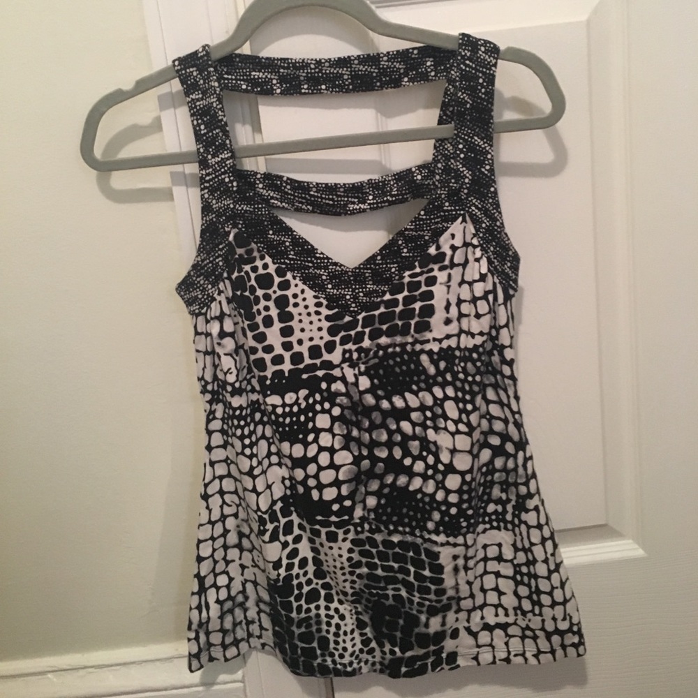 Express too with cutout back