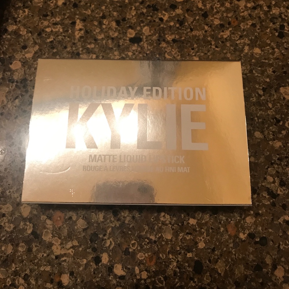 Kylie Christmas lip kit