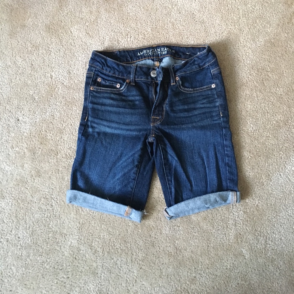 American Eagle stretchy skinny Bermuda shorts