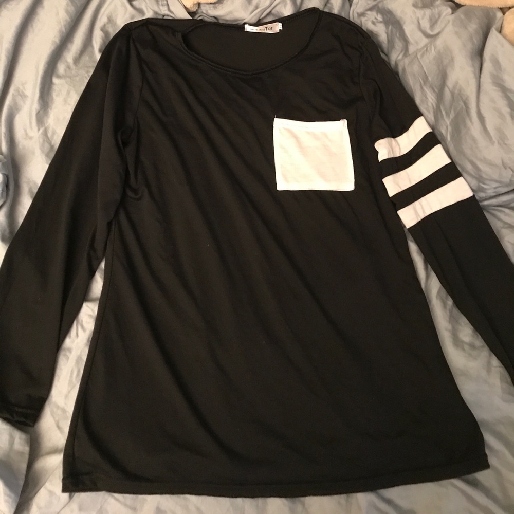 Long Sleeve B&W Sporty long sleeve Shirt