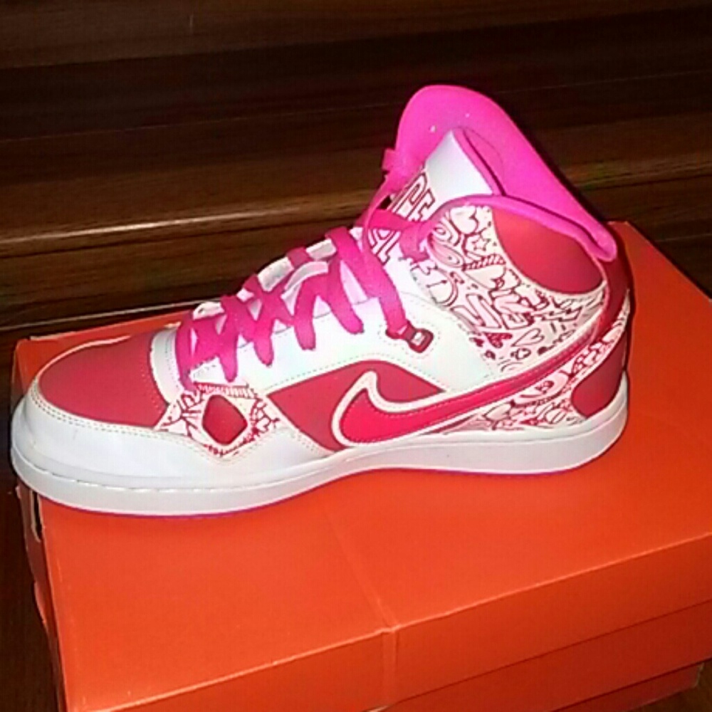 Nike force