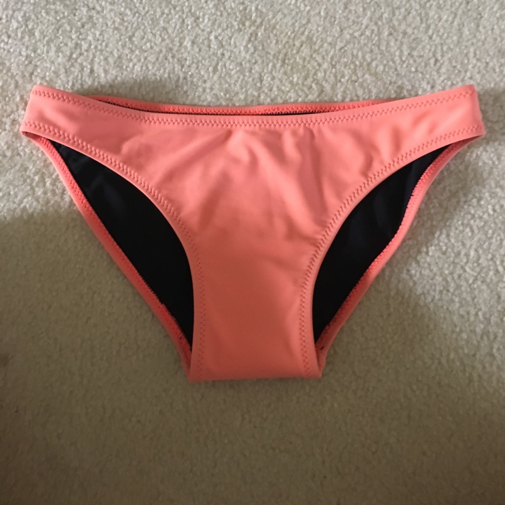 Triangl lookalike bottoms