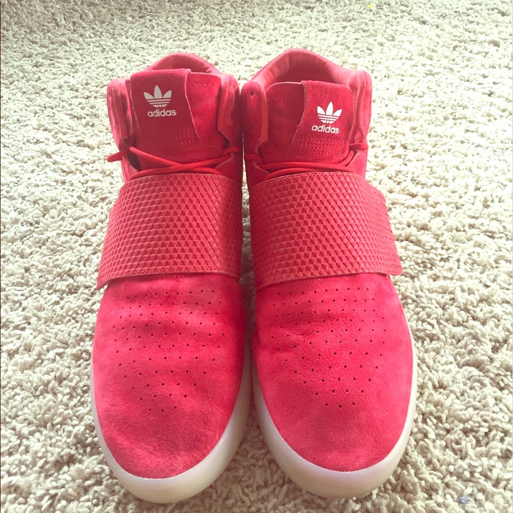 Adidas tubular invader strap size 12