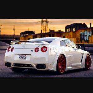 Meet your Posher, Devonte