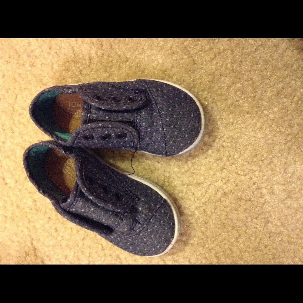 Toms