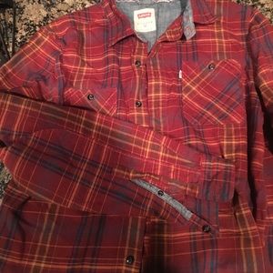 Red Levi's flannel size medium