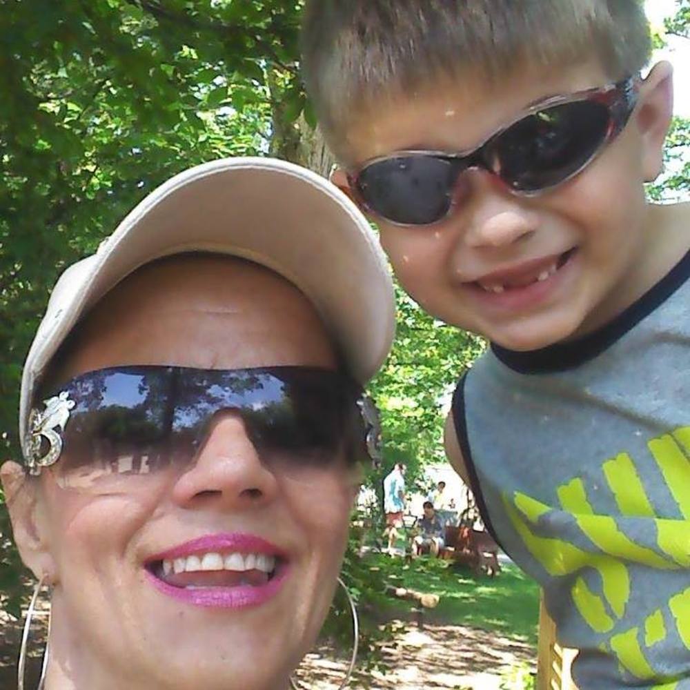 Meet your Posher, Laurie