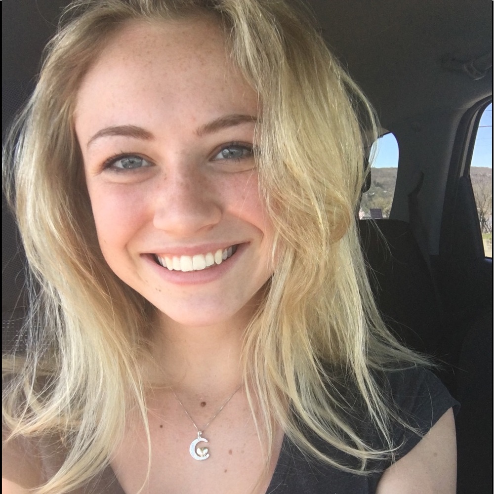 Meet your Posher, Sophia