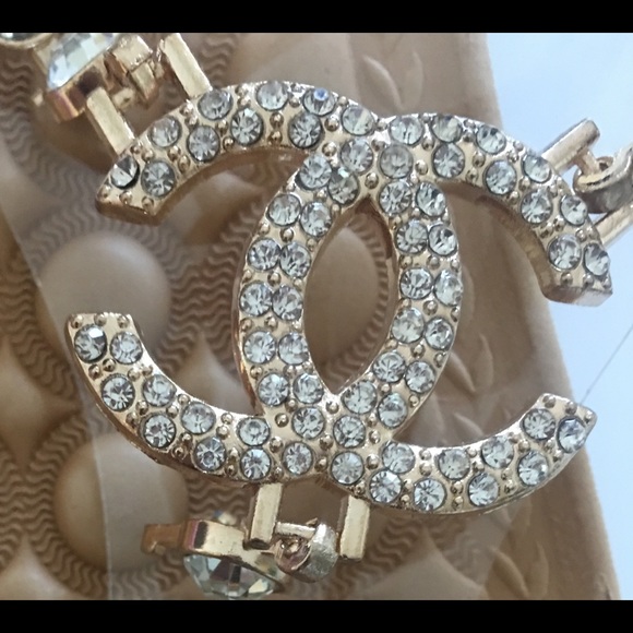 ✨SALE✨NEW BLK RHINESTONE THONG SANDALS SZ 7 - Picture 3 of 7